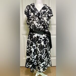 Dressbarn Womens Black White Floral Faux Wrap Dress Plus Size 20